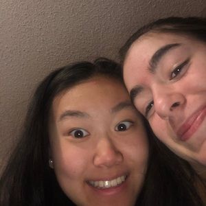 Meet your Posher, Angela